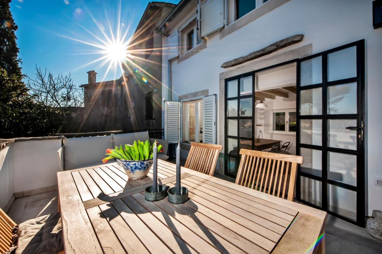 רוביני Monte Sea View Residence מראה חיצוני תמונה